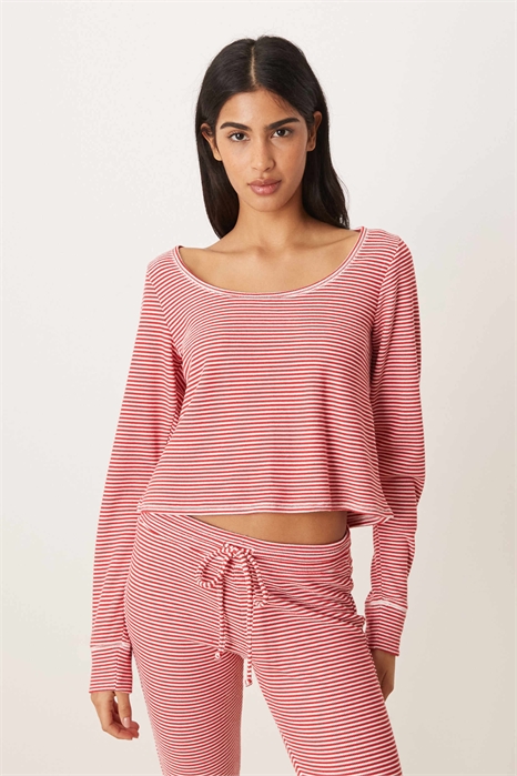 Укороченный топ с длинными рукавами и вафельной текстурой от Gilly Hicks co-ord артикул 154114638