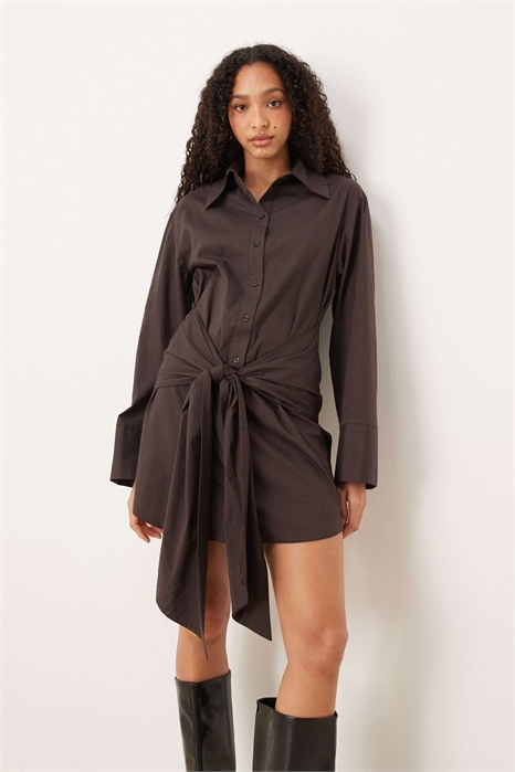 Мини-платье-рубашка с перекрещивающимся вырезом спереди артикул 153247467