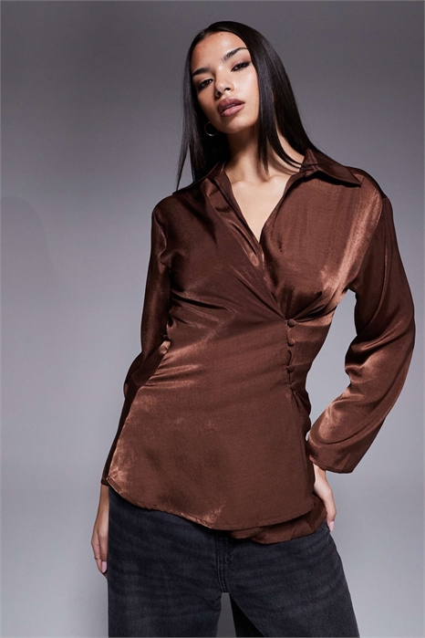 Рубашка с перекрещивающимся вырезом из атласа артикул 151667843