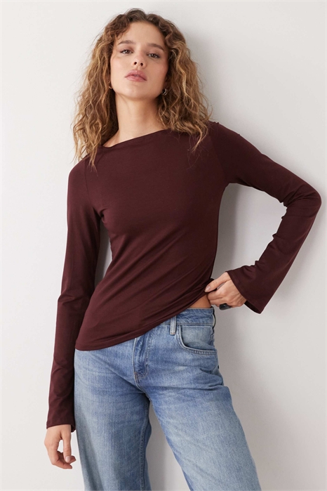 Топ с длинными рукавами и лодочным вырезом от Annie артикул 153679647