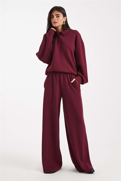 Джоггеры из купро с мягкой текстурой и очень широкими брючинами артикул 149004914