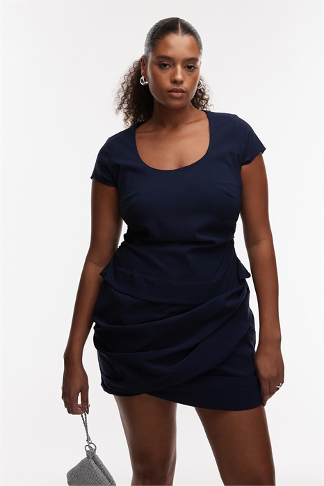 Мини-платье ASOS DESIGN Curve с короткими рукавами и запахом артикул 150176418