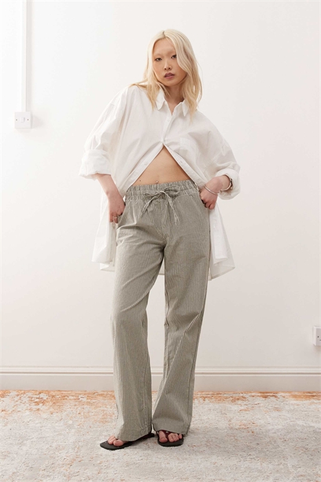 Брюки с широкими штанинами и завязками спереди артикул 140396538