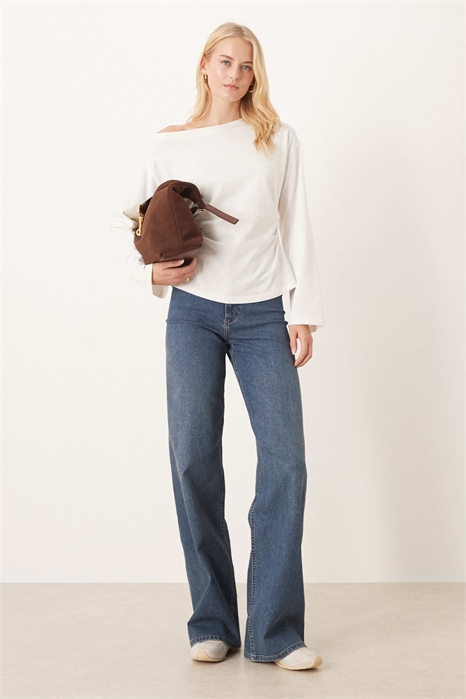 Джинсы с высокой талией и широкими брючинами темно-синего цвета артикул 149248939