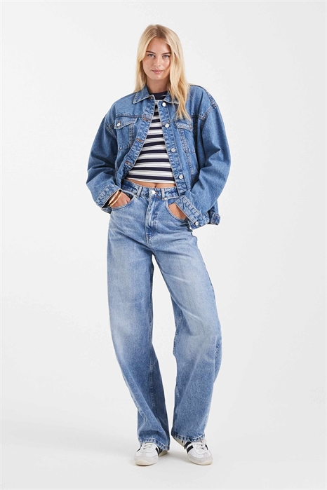 ASOS DESIGN Джинсы с высокой талией и широкими брючинами для высоких артикул 144767595