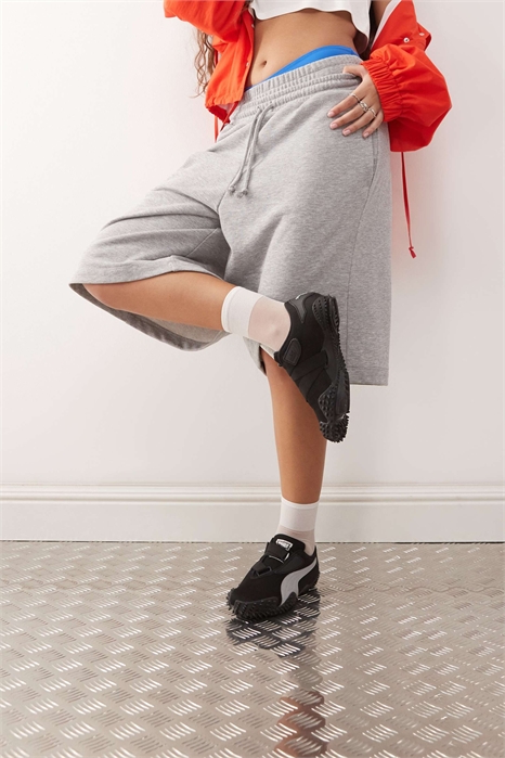 Показать кроссовки артикул 140115078