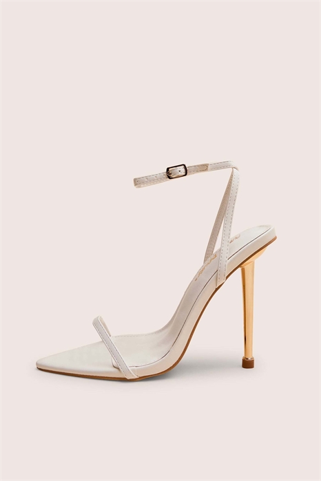 Классические золотые туфли на шпильке с едва заметным заостренным носком артикул 153931327