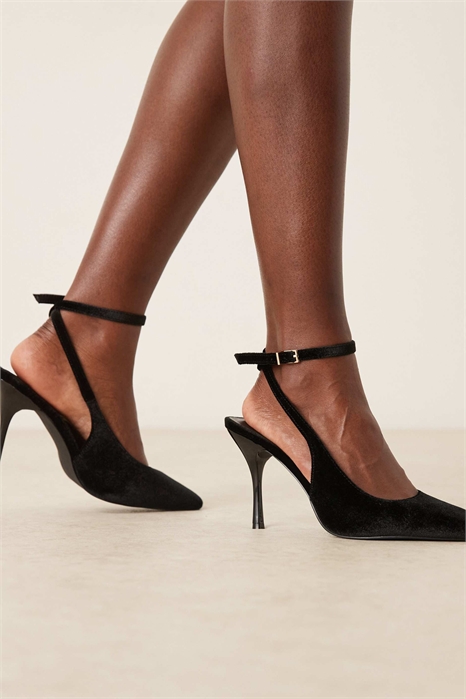 Туфли на каблуке с завязками на щиколотке артикул 149431075