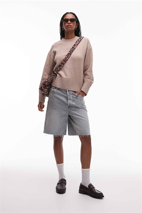 Свитер с круглым вырезом артикул 132365781