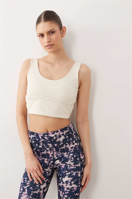 Быстросохнущая укороченная майка из суперэластичного материала с эффектом освежения артикул 155413791