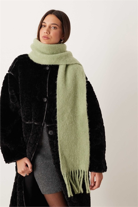 Шарф из смешанной шерсти с кисточками мятно-зеленого цвета артикул 151865381