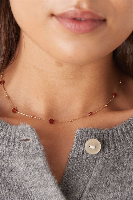 Изящное колье на цепочке с полудрагоценными камнями в форме звёздочек артикул 151091876