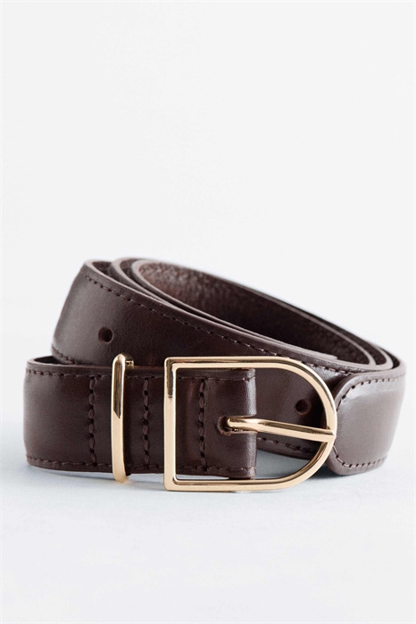 Кожаный ремень с золотой пряжкой артикул 153911872