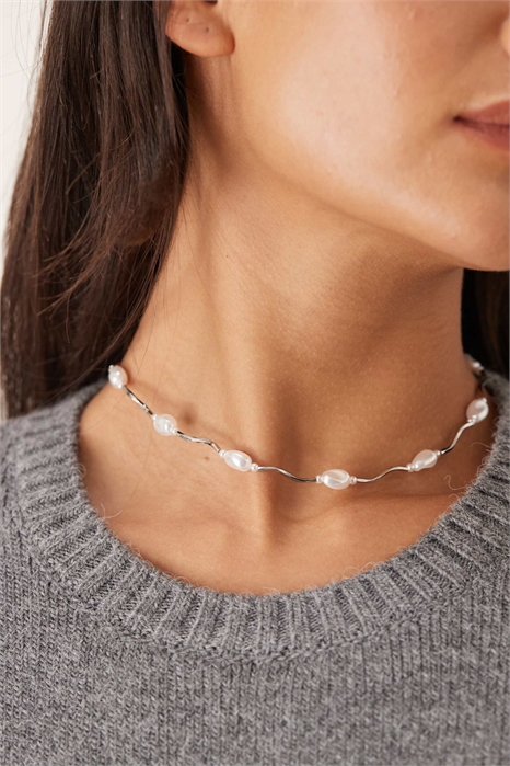 Колье с элементами из искусственного жемчуга артикул 150782192