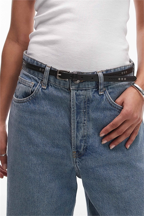 Кожаный ремень с заклепками артикул 140797575