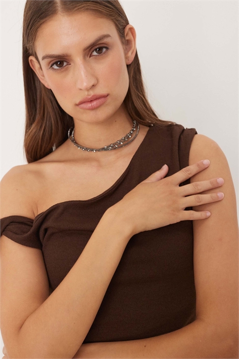 Колье-чокер с тремя рядами искусственных кристаллов артикул 151523002