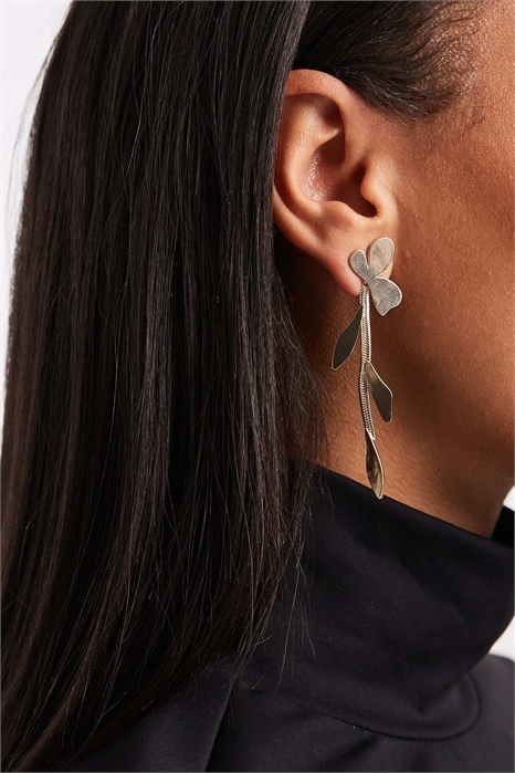 Серьги с вырезанным узором в виде листьев артикул 152865307