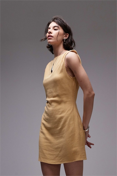 Мини-платье из льна с закрученными бретелями артикул 142293097