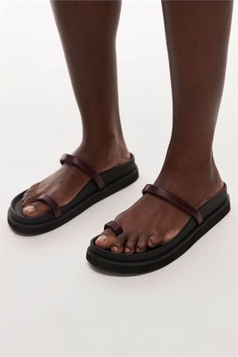 Сандалии Josh с плоской подошвой артикул 140656979