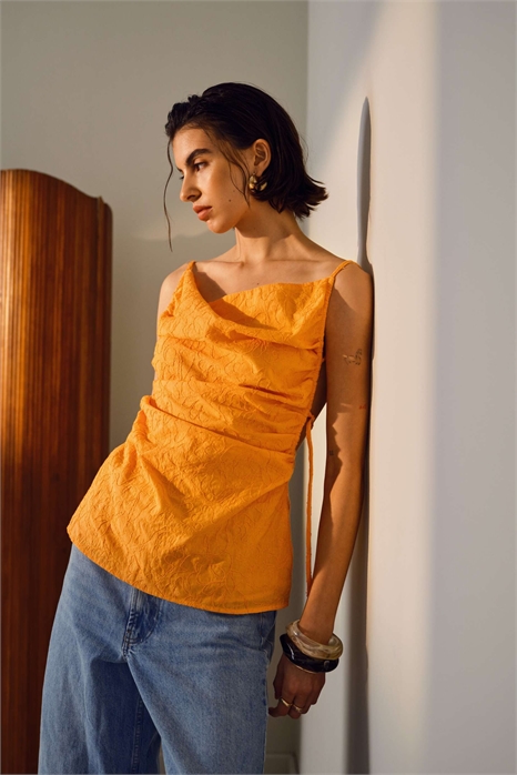 Топ-бюстгальтер с вышивкой и рюшами по бокам артикул 141703507