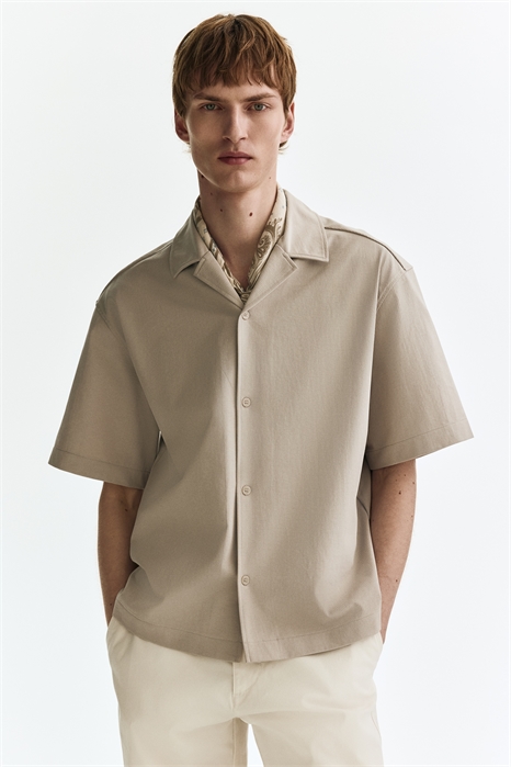 Рубашка курортного стиля свободного кроя с фактурной текстурой артикул 1336347001