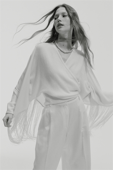 Шарф с бахромой артикул 1336594002