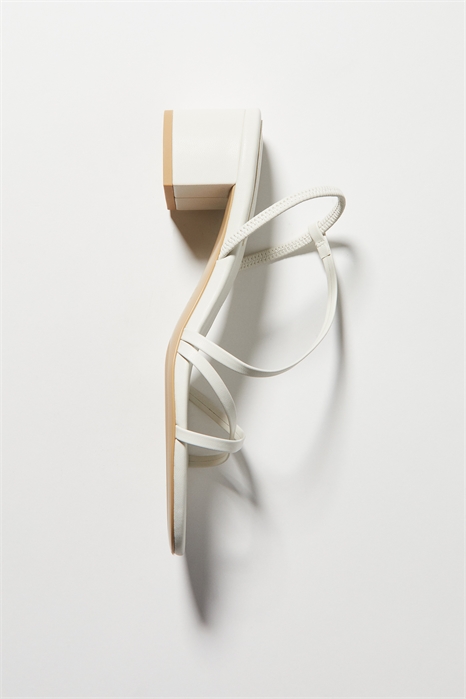 Босоножки на каблуке артикул 1216472002