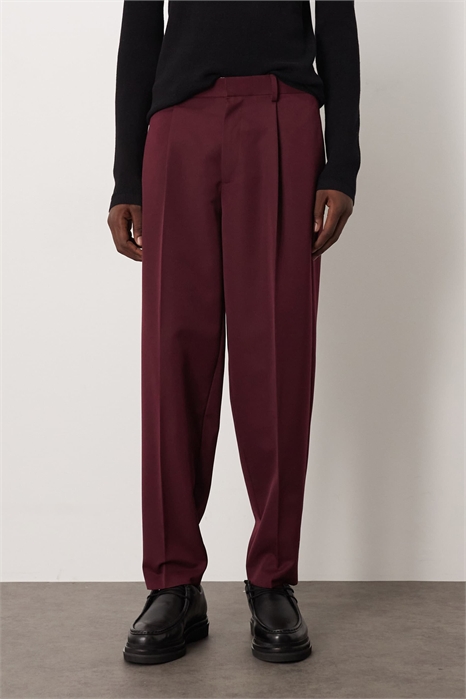 Стильные брюки-клёш с плиссировкой и завышенной талией артикул 151057788