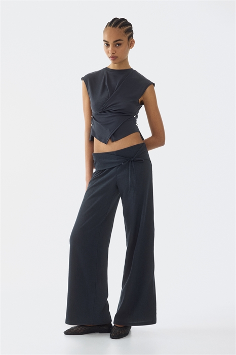 Брюки из джерси с завязками артикул 1316936001