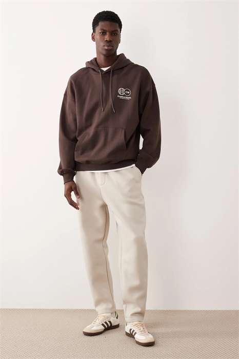 Джоггер с зауженным кроем из плотной ткани артикул 150347456