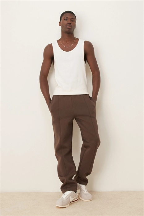 Джоггер свободного кроя из плотной ткани артикул 144073605