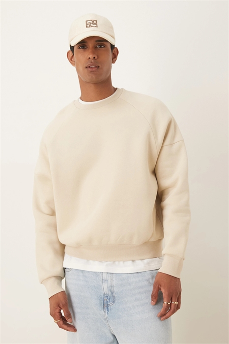 Свободная толстовка прямого кроя артикул 148999538