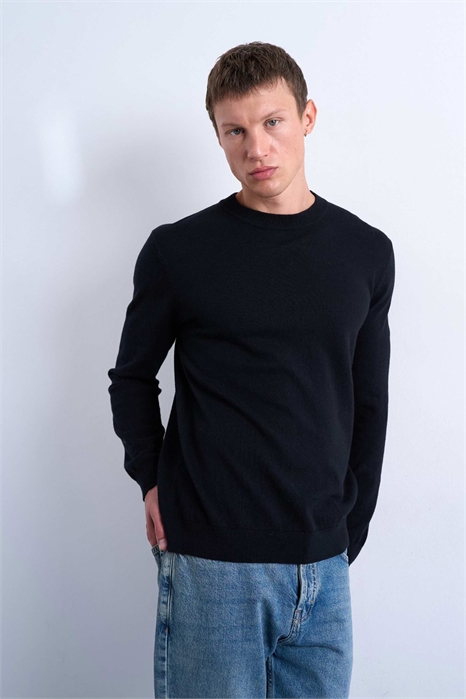 Незаменимый свитер с круглым вырезом артикул 142400318