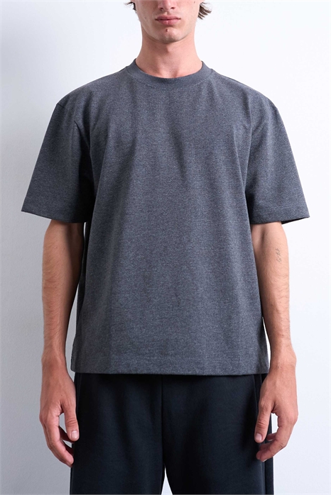 Футболка премиум-класса с укороченным кроем артикул 146856383