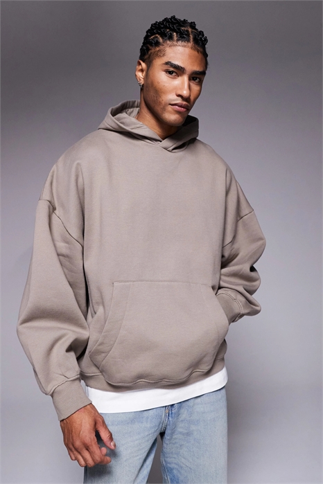 Толстовка экстремально большого размера с объемным капюшоном и оригинальными элементами на рукавах артикул 149111235