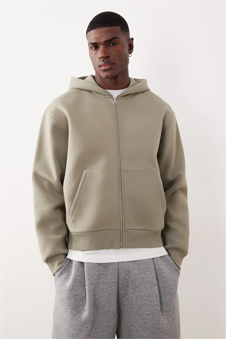 Свободная толстовка с капюшоном и застежкой-молнией из плотной ткани артикул 142328901