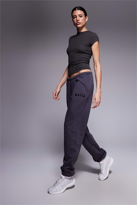 Джоггеры с манжетами и вышитым логотипом из высокой смесовой ткани артикул 142045638