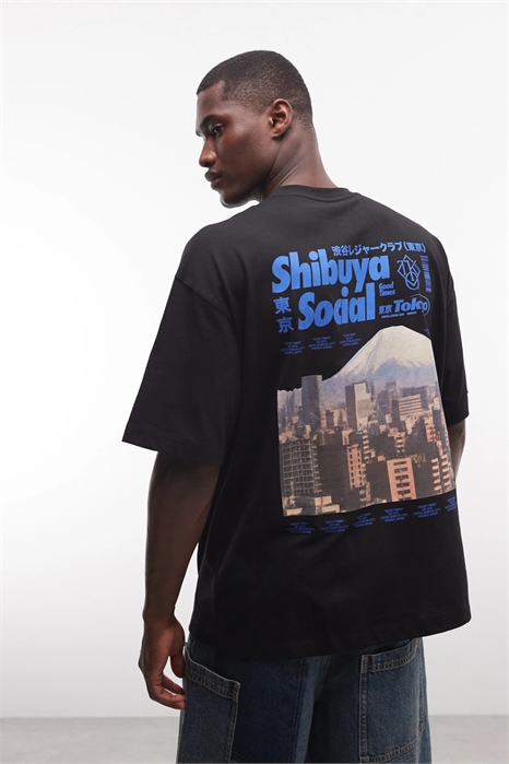 Футболка свободного кроя с принтом «Сибуя» артикул 156269895