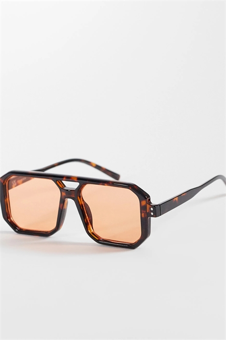 Универсальные очки-авиаторы квадратной формы коричневого цвета с оправой «торте» и оранжевыми линзами артикул 153192854