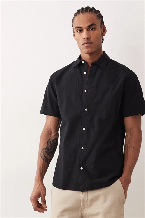 Рубашка с короткими рукавами из смесовой ткани с добавлением льна артикул 153910426