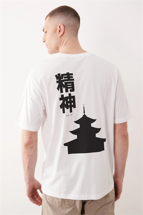 Футболка свободного кроя с принтом на спине в виде храма артикул 155407551