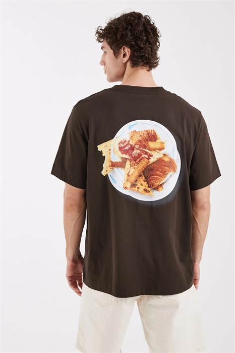 Футболка свободного кроя X Hotel Amour с принтом в виде еды на спине артикул 155149360