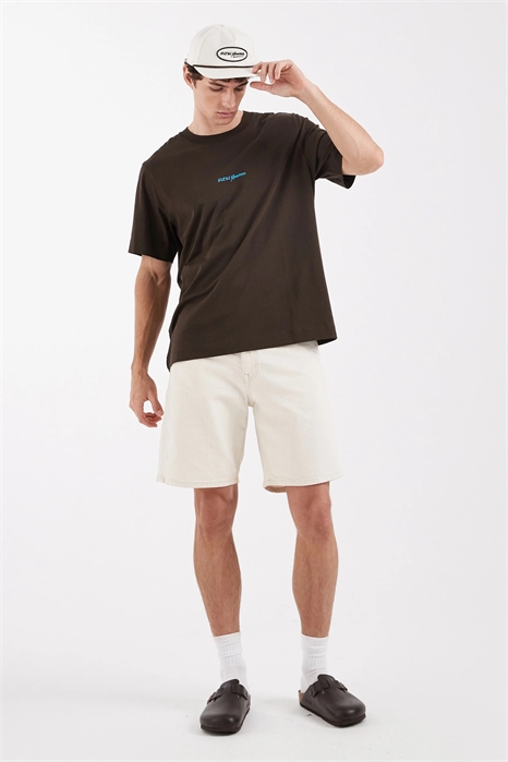 Шорты из джинсовой ткани свободного кроя артикул 150597496