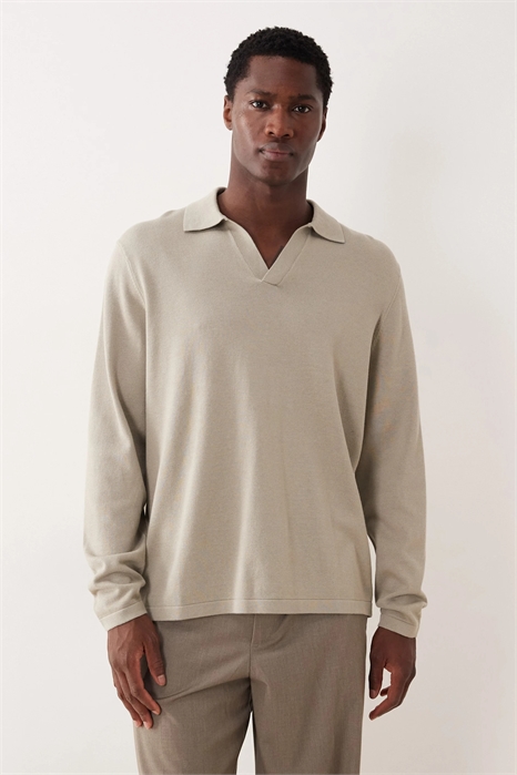 Полурубашка из трикотажа с вырезом на груди артикул 151529042