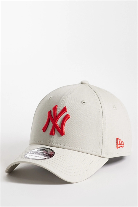 Кепка NY Yankees 9forty Essential артикул 154894892