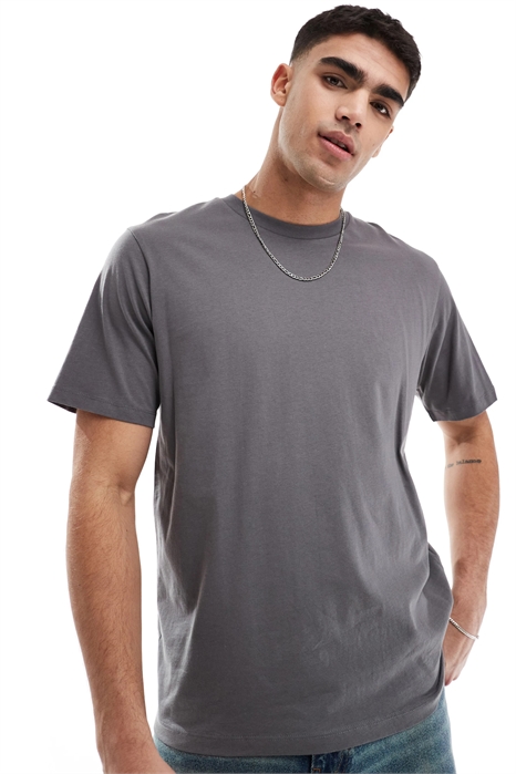 Футболка свободного кроя артикул 140308435