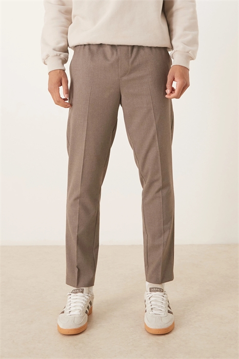 Стильные фланелевые брюки зауженного кроя на резинке артикул 151524286