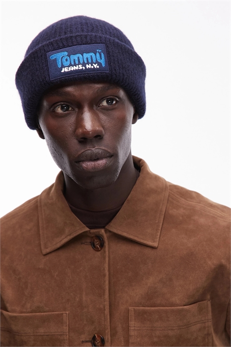 Шапка с логотипом спортивной марки артикул 148887486