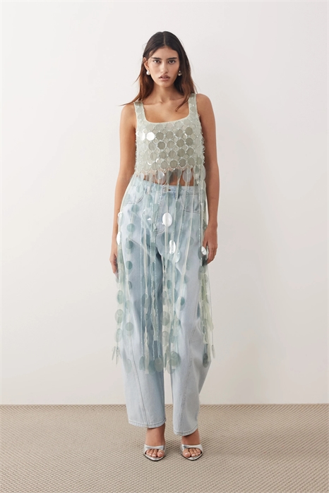 Укороченный топ с пайетками в футуристическом стиле и длинной бахромой 3D по низу артикул 152003067