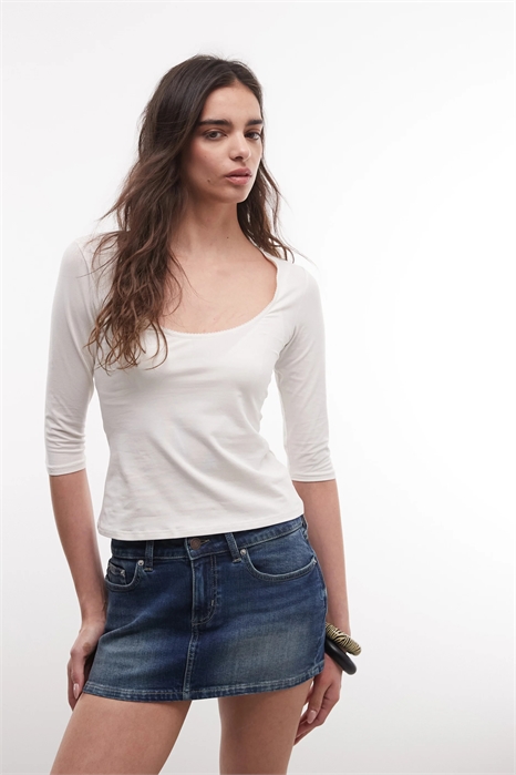 Топ с укороченными рукавами артикул 155407860